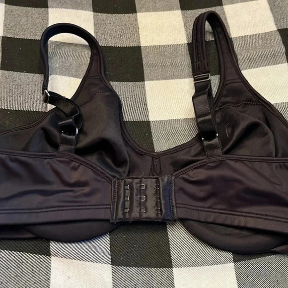 BALI 34D black bra - Picture 3 of 6